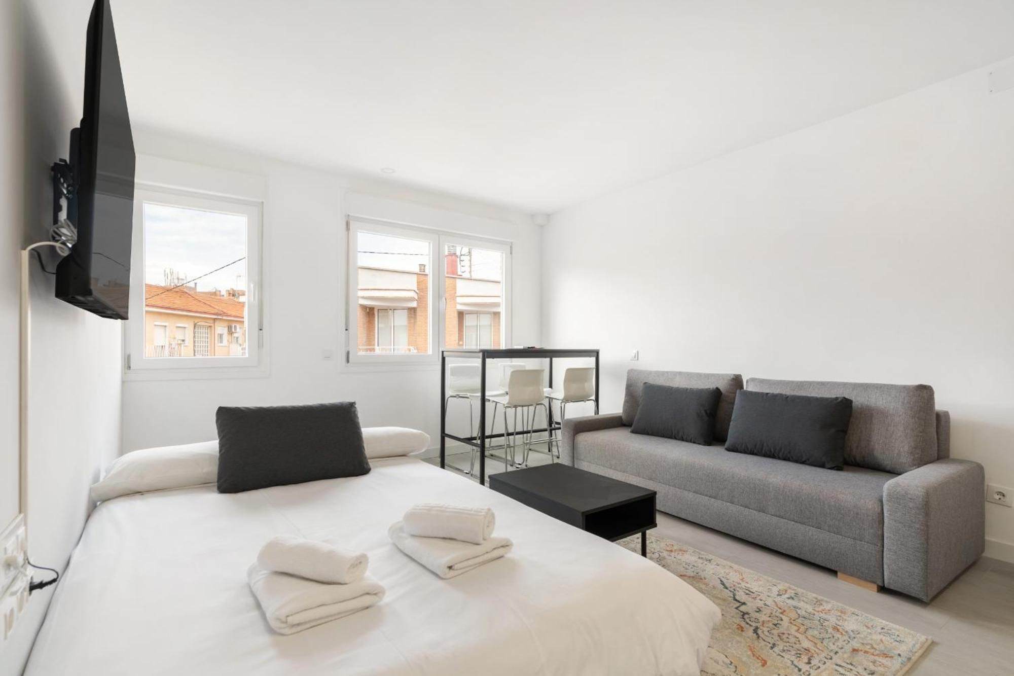 Madriver Apartamentos Reformados Con Parking Gratuito Exterior foto