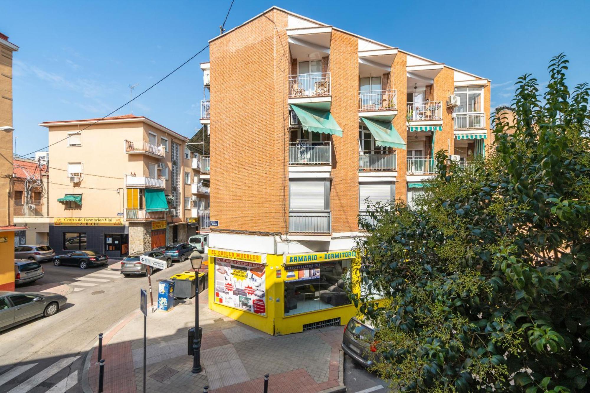 Madriver Apartamentos Reformados Con Parking Gratuito Exterior foto